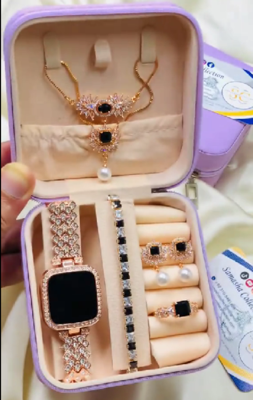 Artificial Jewelery Box With Smart Watch